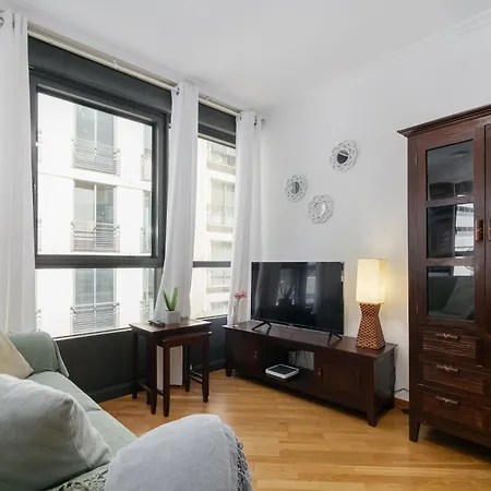 Apartment Luminoso Y Acogedor En By *