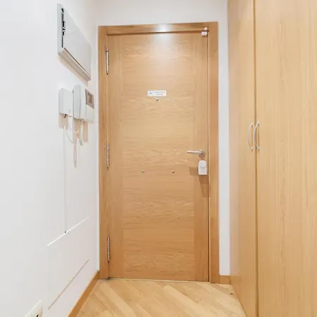 Apartmán Luminoso Y Acogedor En By